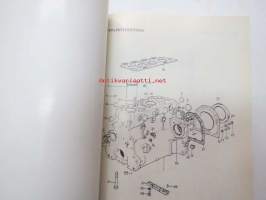 Massey Ferguson 675/690 traktori -varaosakuvasto / tractor parts catalogue