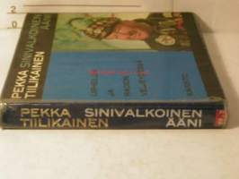 Sinivalkoinen ääni (Pekka Tiilikainen) - Urheilun ja radion veljeydestä