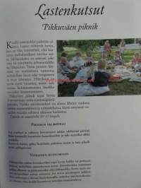 Nyt on juhlan aika - Juhlanjärjestäjän käsikirja