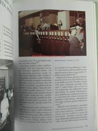 Apteekkareita, lääkkeitä ja professoreita - Yliopiston apteekki 1755-2005