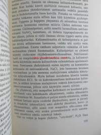 Atomit ja kiteet - Aikamme kulttuuri 6