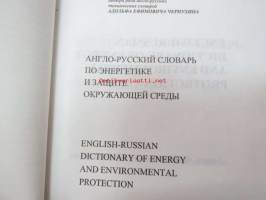 Anglo-russkij slovar po energetike i sasite okrusajuzei credi/ English-russian dictionary of synonyms -sanakirja