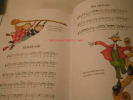 kiekkumaralla  kansanlauluja lapsille+ cd
