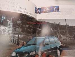 Toyota Avensis 1998 -myyntiesite