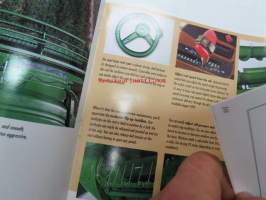 John Deere 100 Big Square Baler and 4890 Windrower - Commercial hay equipment - heinäkoneet -myyntiesite