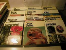 Moduli karttuvaa tietoa  sarja  11 kpl