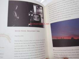 A circle of nations - Voices and visions of American indians - Nort American native writers &amp; photographers