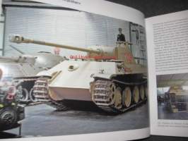 Militärtechnik in den Technik Museen Sinsheim und Speyer: Panzer - Kraftfahrzeuge - Lokomotiven - Flugzeuge