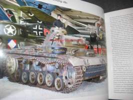 Militärtechnik in den Technik Museen Sinsheim und Speyer: Panzer - Kraftfahrzeuge - Lokomotiven - Flugzeuge