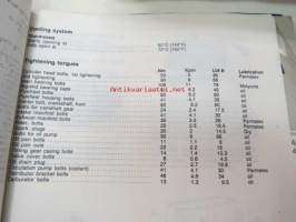 Volvo Penta 500, 501, 570, 571 Engine unit Workshop manual -korjaamokirja englanniksi (kopio), sisältää 4-sivuisen teknisen erittelyn suomeksi