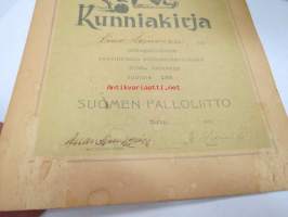Kunniakirja Simo Leinoselle jalkapalloilussa saavutetusta piirinmestaruudesta C-jun. luokassa vuonna 1955 / Suomen Palloliitto, Turun Piiri