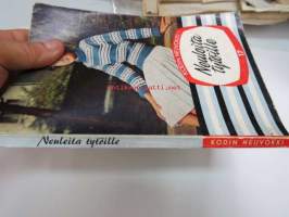 Neuleita tytöille - Kodin neuvokki 17