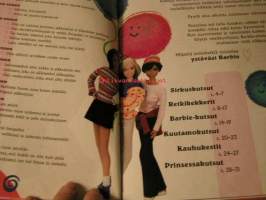barbie juhlakirja  APUA AUTTAKAA