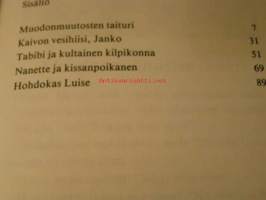 Siinä maassa kultainen kilpikonna tanssii kuutamossa