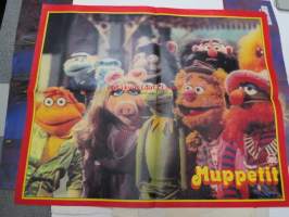 Muppetit / The Muppet Show -Apu-lehden keskiaukeama -juliste