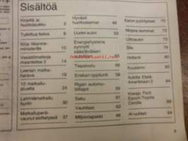 Moottori 1974 / 5  sis mm.Puukaasu enemmän kuin tätäratkaisu.Matkailuperävaunut kuvanäyttelyssä.Mopoa isommat.ym