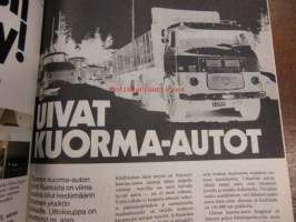 Moottori 1974 / 5  sis mm.Puukaasu enemmän kuin tätäratkaisu.Matkailuperävaunut kuvanäyttelyssä.Mopoa isommat.ym