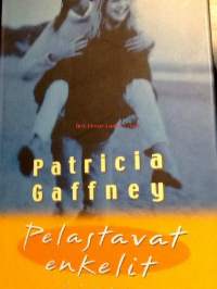 Pelastavat enkelit