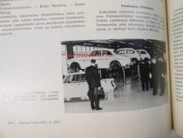 Suomen Autolehti 1971 nr 4, sis. mm. seur. artikkelit / kuvat / mainokset;    Volkswagen käänteentekevä uuttuus K 70, Renkaiden kehityksestä, katso sisältö