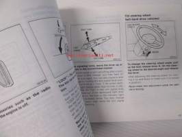 Toyota Camry owner´s manual - Käyttöohjekirja englanniksi