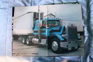 Autojuliste - Peterbilt truck. 52 x 41 cm.