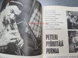 Uusi Nainen 1968 nr 8, sis. mm. seur artikkelit / kuvat / mainokset; Lauluyhtye Muksut - Inga Hinnerichsen, Seppo tikka, Leo Lastumäki = Petteri Pyörittäjä,