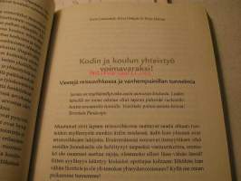 Koulu kasvuyhteisönä. Kohti uutta toimintakulttuuria