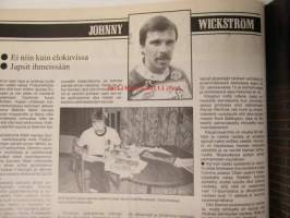 Vauhdin maailma 1987 nr 5, sis. mm. seur. artikkelit / kuvat / mainokset; mm. F3000 avaus, MM-Motocross, VM maistelee Audi 80 Quattro - Ducati 750 Paso - Yamaha TZR