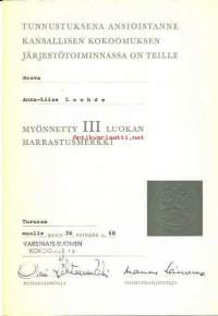 Kokoomuksen III luokan harrastemerkki -  myöntökirja 1968