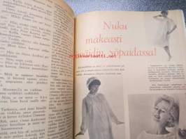 Ajan Sävel 1961 nr 34, sis. mm. seur. artikkelit / kuvat; Kaikki puhuvat Tuesdaystä, Brigitte Bardot (väriliite puuttuu), Ruotsalaiset nuoret rikolliset,