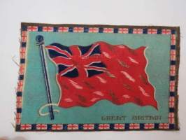 Sikarilippu Great Britain (Cigarr flag) -sikarilaatikossa kylkiäisenä tullut keräilyliina, ollut laatikon pohjalla sikarien alla, arviolta 1920-30 lukujen vaihteesta
