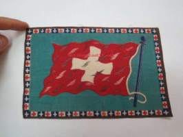 Sikarilippu Switzerland (Cigarr flag) -sikarilaatikossa kylkiäisenä tullut keräilyliina, ollut laatikon pohjalla sikarien alla, arviolta 1920-30 lukujen vaihteesta