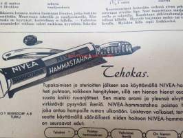 Kotiliesi 1942 nr 9, toukokuu I, sis. mm. seur artikkelit / kuvat / mainokset; Kansikuva Martta Wendelin, Siivoamme saippuattakin, kukkia, Jussi Komonen