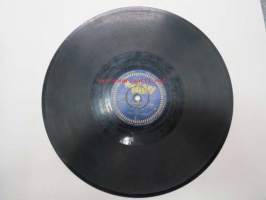 Tähti RW 474 Veikko Lavi - Ilman aihetta / Argentiinan yössä -savikiekkoäänilevy, 78 rpm