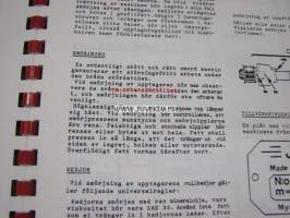 Juko 1-radig beteupptagare -instruktionsbok och reservdelsförteckning från tillverkningsnummer S- 1-2500