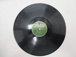 Rytmi VR 6050 Marjatta ja Martti Pokela - Marjaana / Savitaipaleen polkka - Tää kylä ämmät -savikiekkoäänilevy, 78 rpm