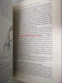 Social behavior in animals - Methuen&#039;s monographs on biological subjects