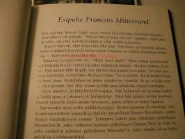 Viinietikettejä ilman etikettiä