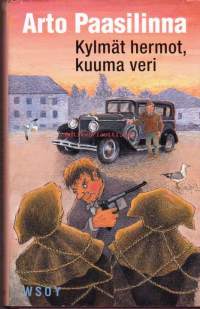 Kylmät hermot, kuuma veri, 2006.Poika syntyy maailmaan tammikuussa 1918, jolloin sota repii Suomea kahtia. Noidaksi moitittu lapsenpäästäjä ennustaa, että