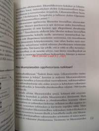 Hevosten jäljillä - Suomen urheiluhistoriallisen seuran vuosikirja - Finlands idrorottshistoriska förenings årsbok