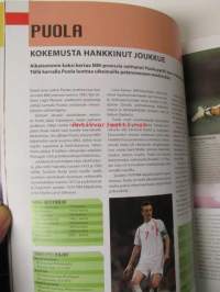 World Cup 06 jalkapallon MM - Joukkueet - Ottelukaaviot - Ottelupaikat - Joukkueiden analyysit - MM-historia - Upeita valokuvia - Pelaajaprofiilit