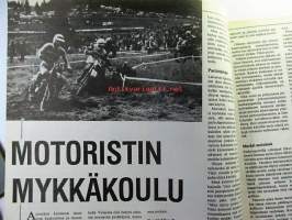 MP 1 lehti 1982 nr 10 -Moottoripyörälehti, katso sisältö kuvista tarkemmin. 37. FIM-rally.