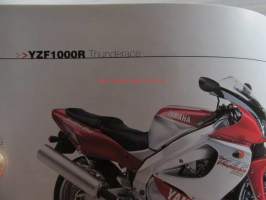 Yamaha Moottoripyörät ja skootterit mallisto 2002  - Moottoripyörä myyntiesite