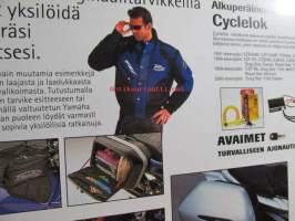 Yamaha Moottoripyörät ja skootteri mallisto 2001 - Moottoripyörä myyntiesite