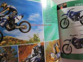 Yamaha Moottoripyörät ja skootteri mallisto 2001 - Moottoripyörä myyntiesite