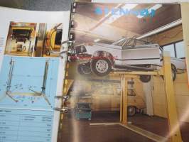 Tecalemit -autokorjaamoalan tarvikkeiden ja tuotteiden esitteitä ja ohjeita kansiollinen, 1970-luvulta