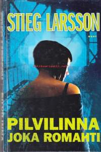 Pilvilinna joka romahti, 2008.Kaksi vakavasti loukkaantunutta henkilöä kiidätetään sairaalaan. Toinen heistä on tietokonenero ja hakkeri Lisbeth Salander,