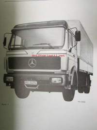 Mercedes-Benz Uudet kuorma-autotyypit 1979, huoltotöiden johdantovihko, katso kuvista sisältö tarkemmin