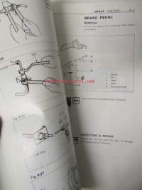 Toyota Hilux Repair Manual Chassis &amp; Body - Korjaamokäsikirja