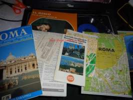 Rooman ja Italian esitteitä ja karttoja